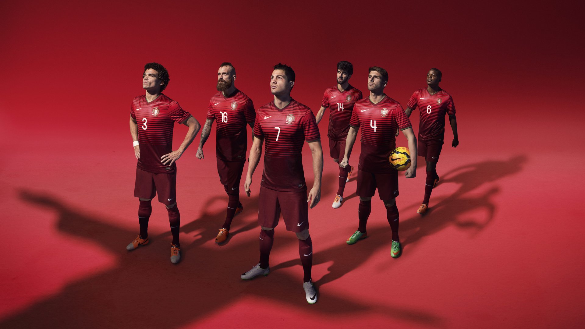 爱游戏app推荐-足球迷必看:最新球衣设计与收藏指南,足球球衣好看又冷门