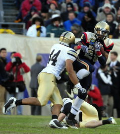 爱游戏体育娱乐-中锋回撤拿球是否成为破解低位防守的关键点,中锋后撤步